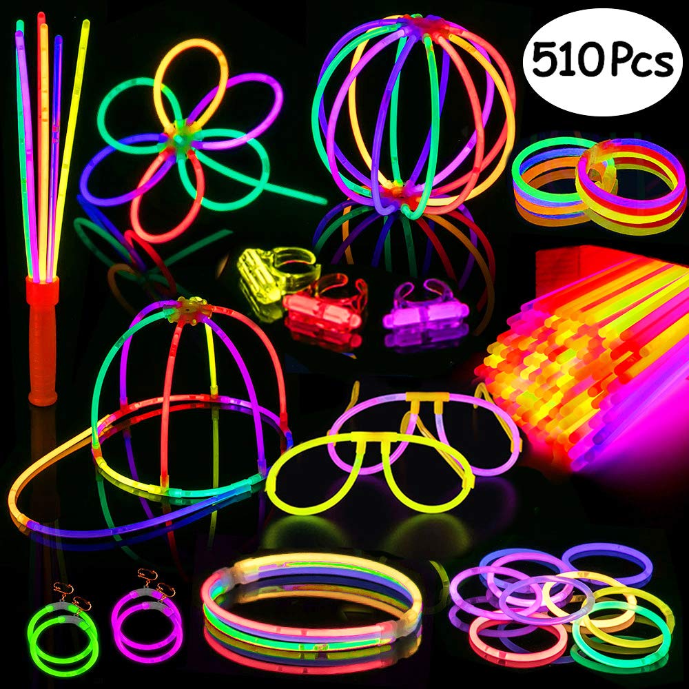 Amazon.com: TURNMEON [ Super Bright ] 500 Pack Glow Sticks Bulk Party  Supplies Glow In The Dark Party Favors Glow Sticks Necklaces Bracelets with  Connectors 8